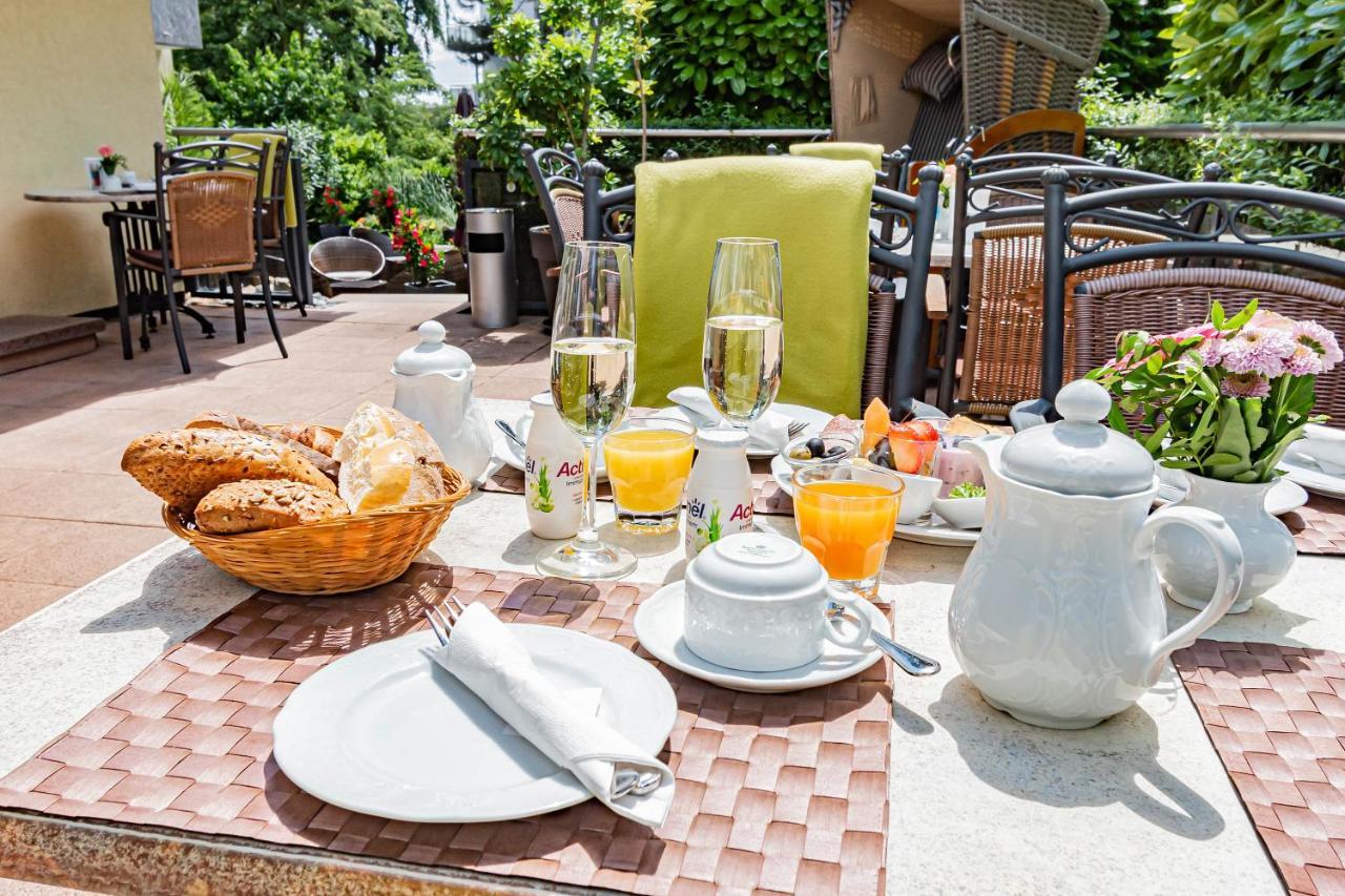 Parkhotel Sonnenberg Эльтвилле Экстерьер фото