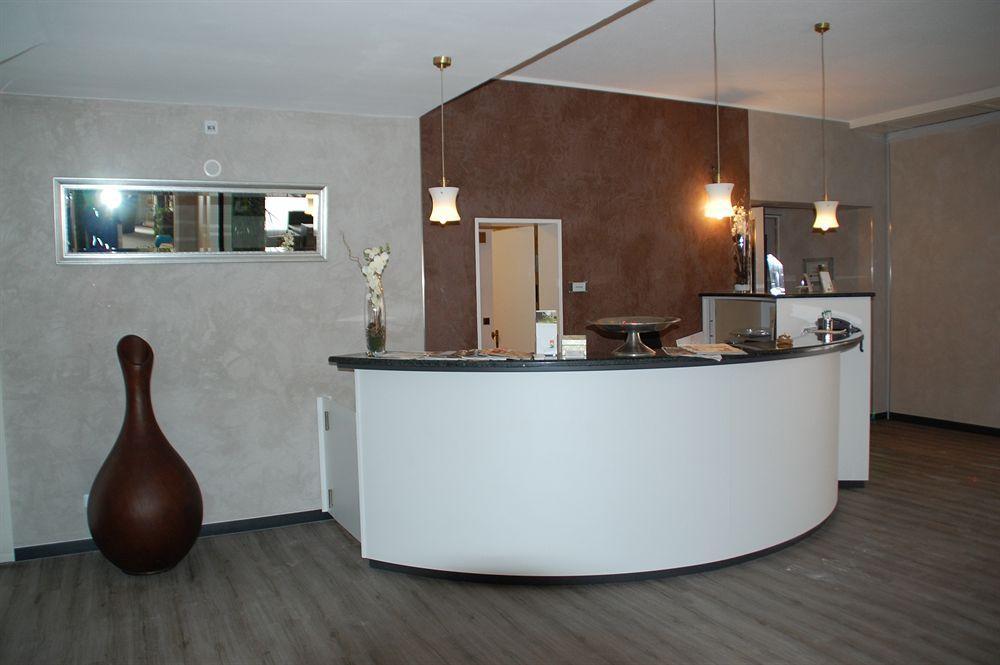 Parkhotel Sonnenberg Эльтвилле Экстерьер фото